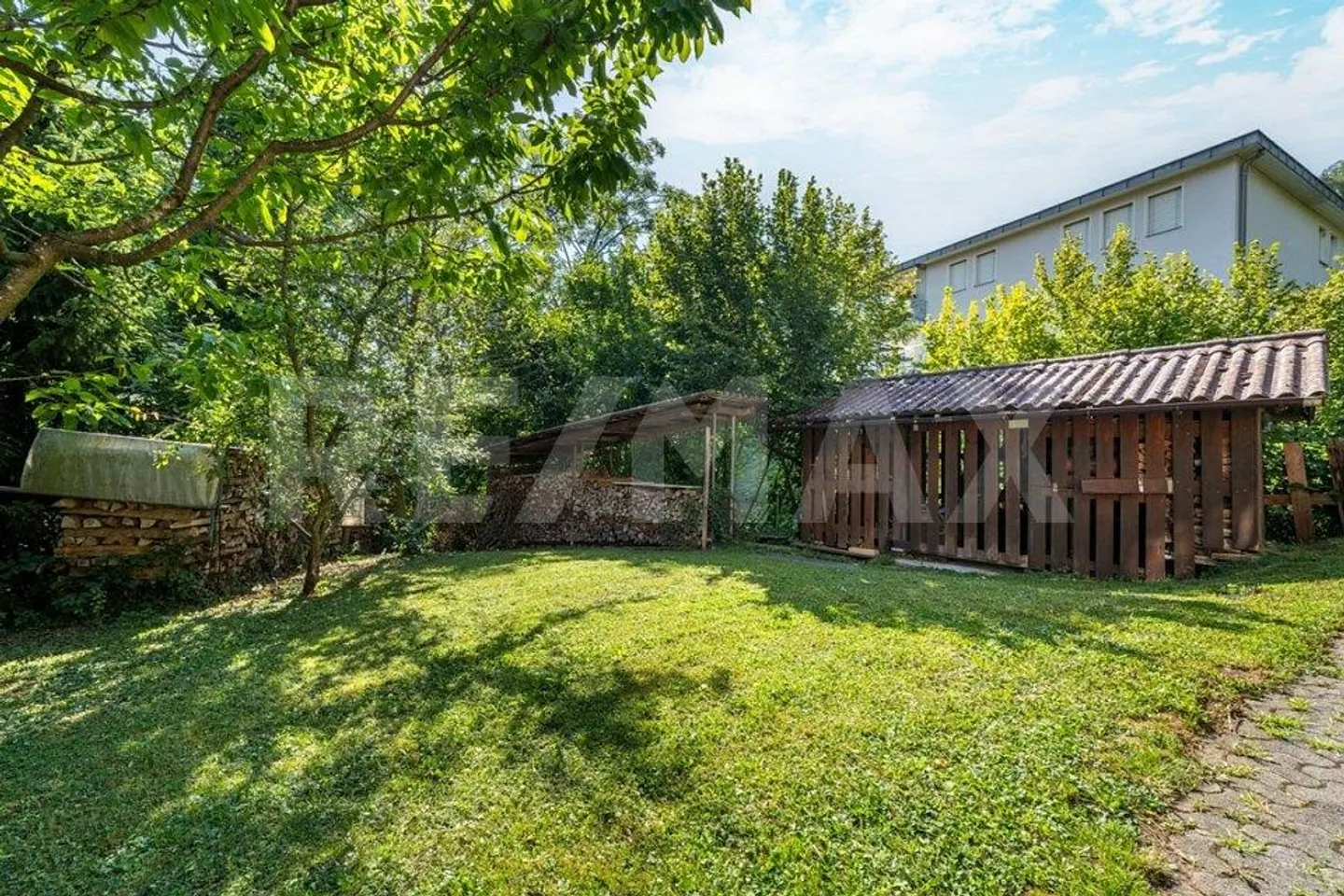 4½-Room Semi-Detached House with Apartment - Photo 10 of 13