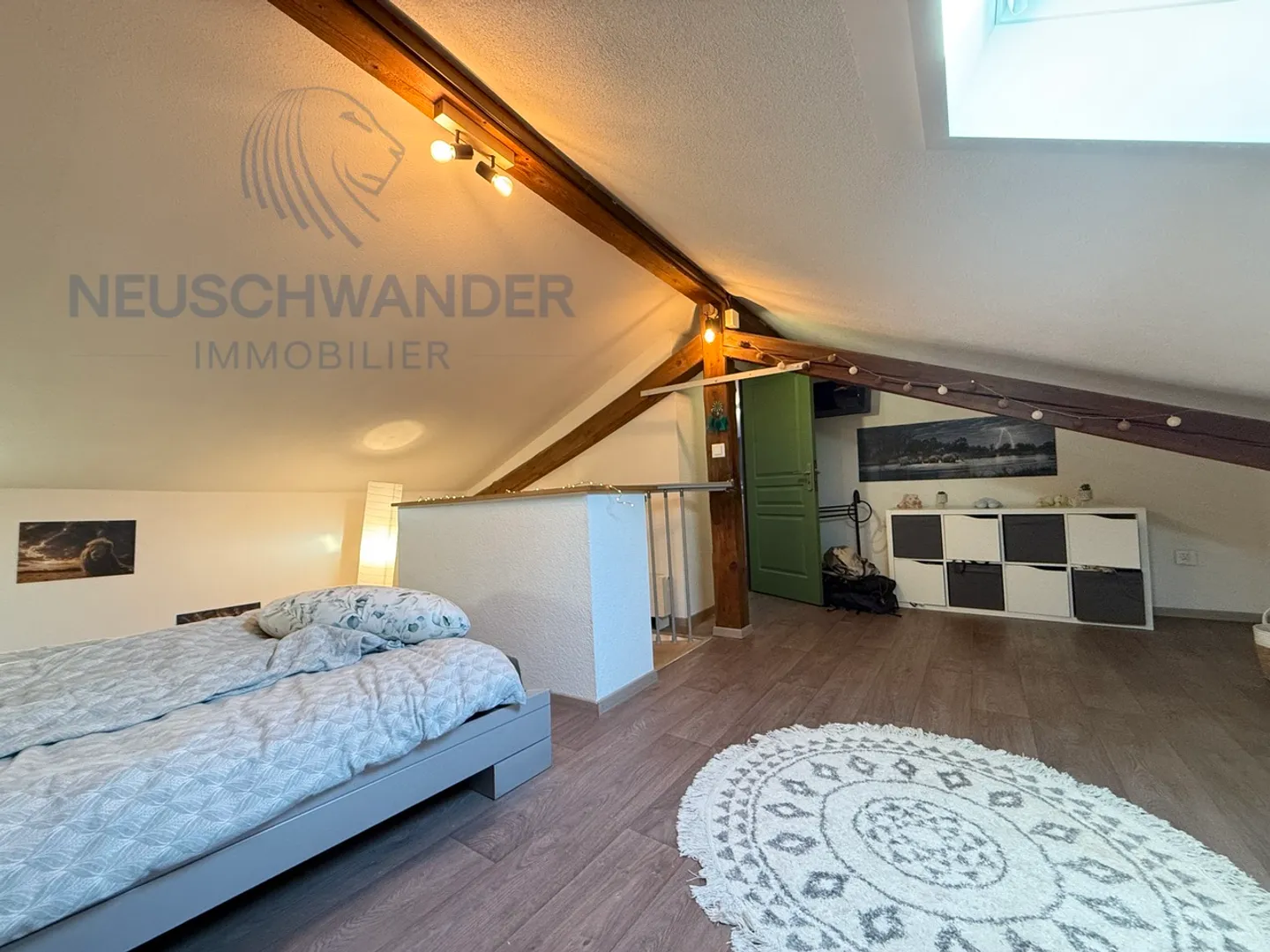 Charmantes, renoviertes Apartment mit Blick auf die Stadt und das Schloss - Foto 10 von 12