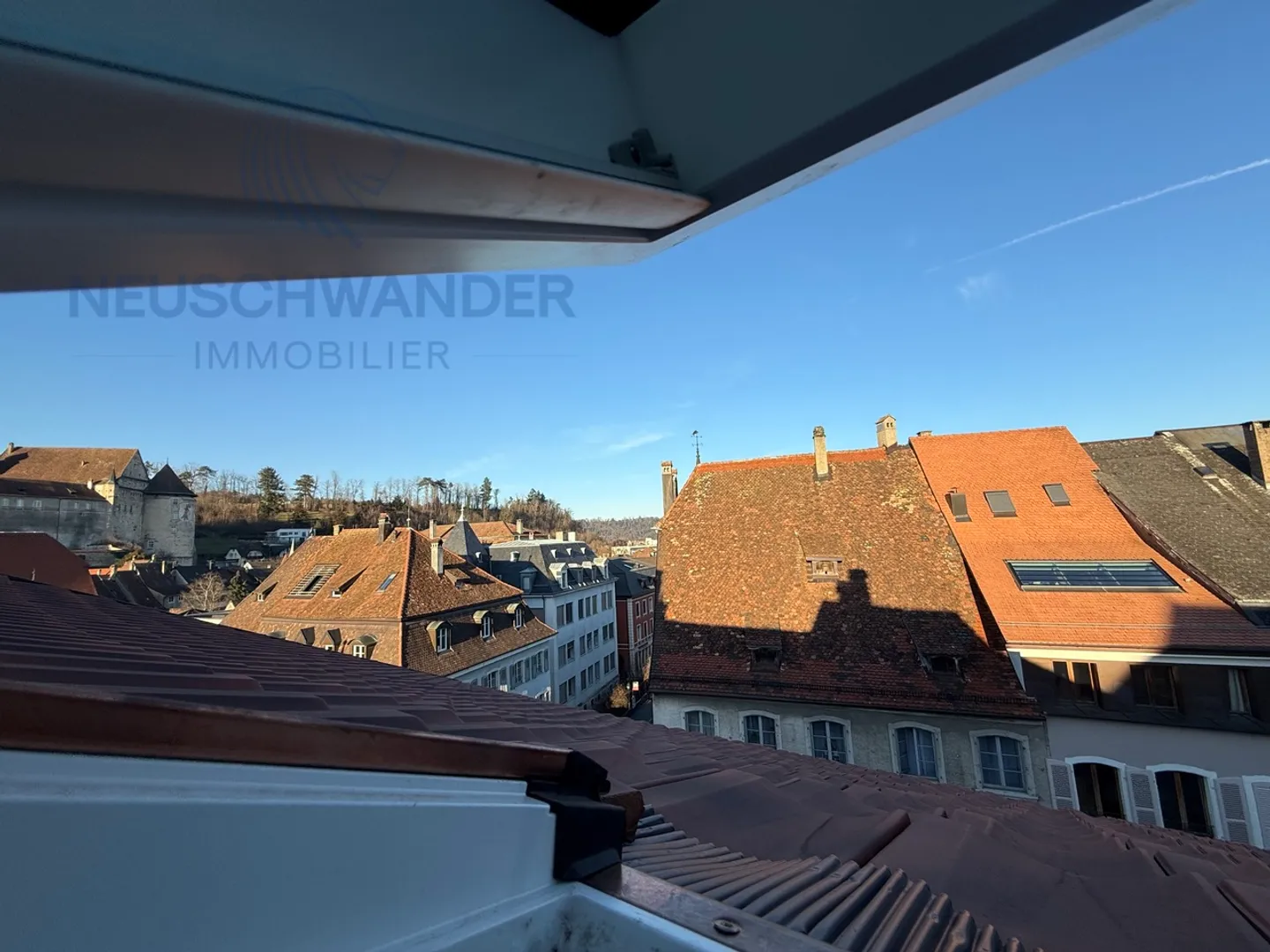 Charmantes, renoviertes Apartment mit Blick auf die Stadt und das Schloss - Foto 11 von 12