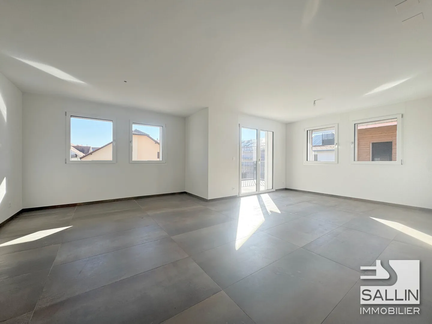 Neue 3-Zimmer-Wohnung im 2. Stock mit Innenparkplatz - Foto 2 von 6