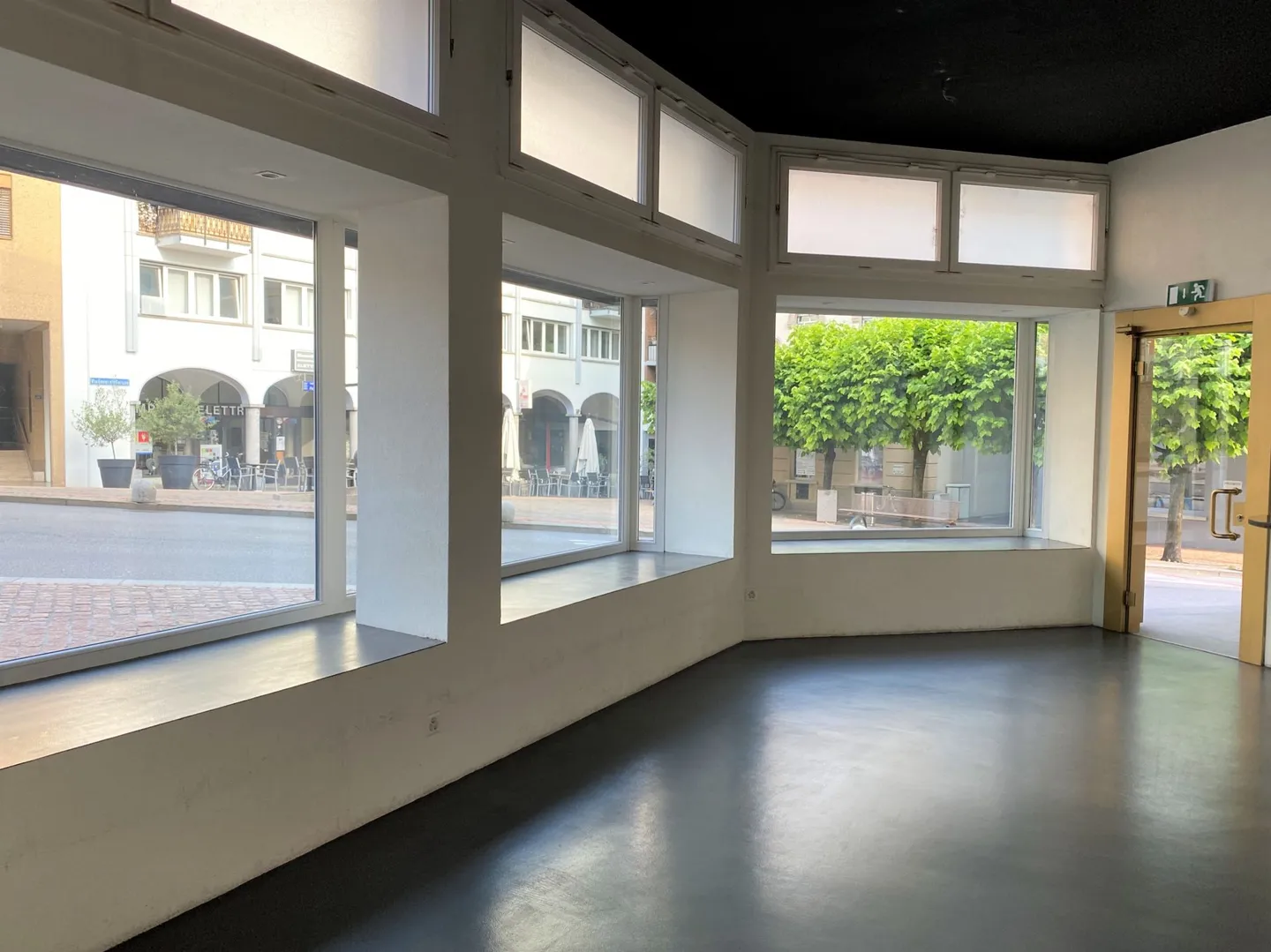 Raum - Foto 3 von 10