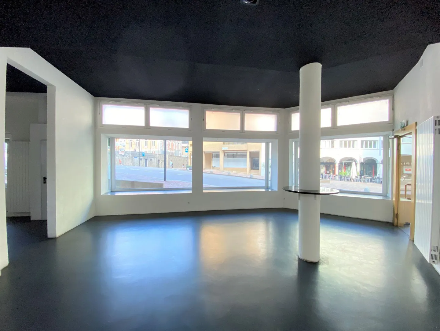 Raum - Foto 4 von 10