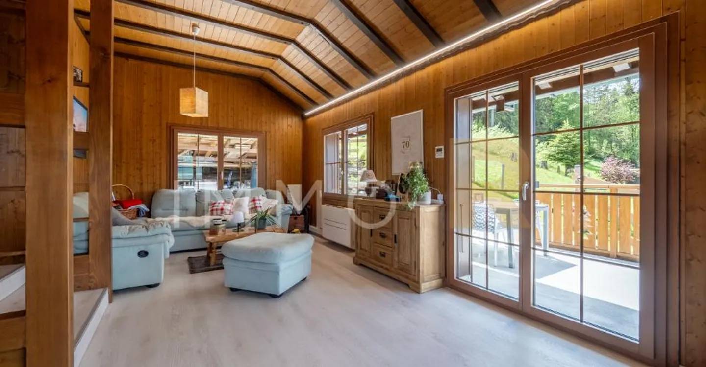 Chalet indipendente con terreno di 1018m2 e potenziale per la creazione di un appartamento indipendente - Foto 4 di 10