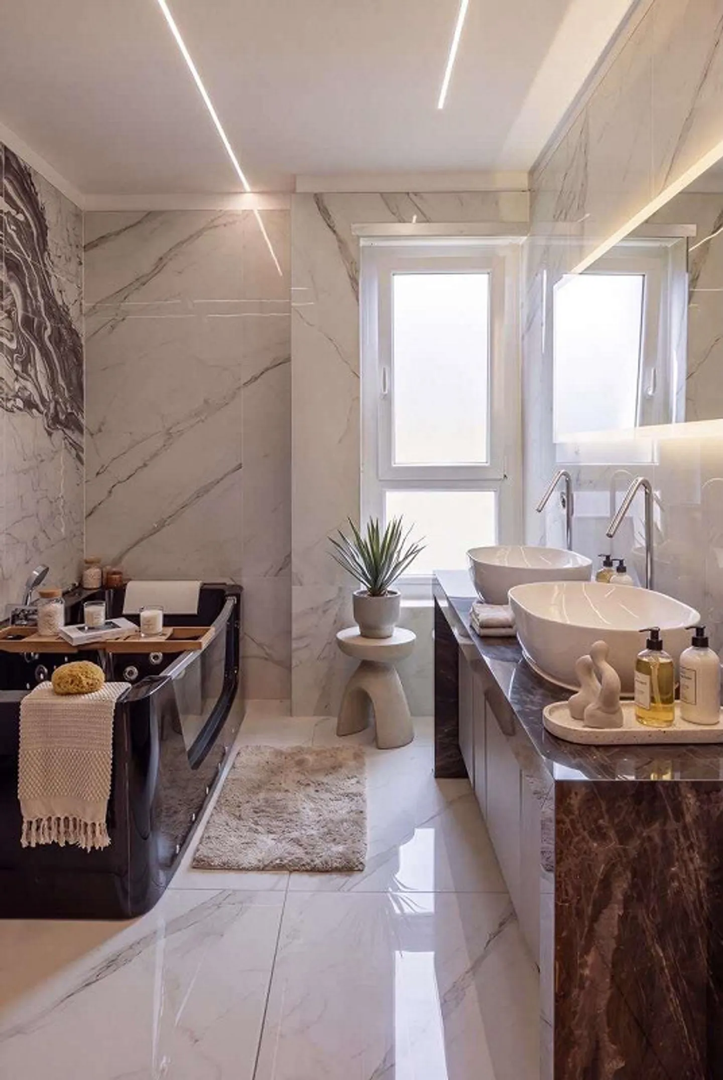 Attic 4.5 Rooms Renovated - Photo 9 of 9