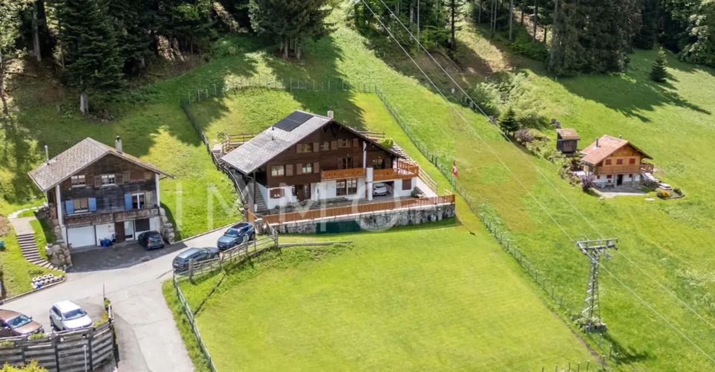 Chalet indipendente con terreno di 1018m2 e potenziale per la creazione di un appartamento indipendente - Foto 10 di 10