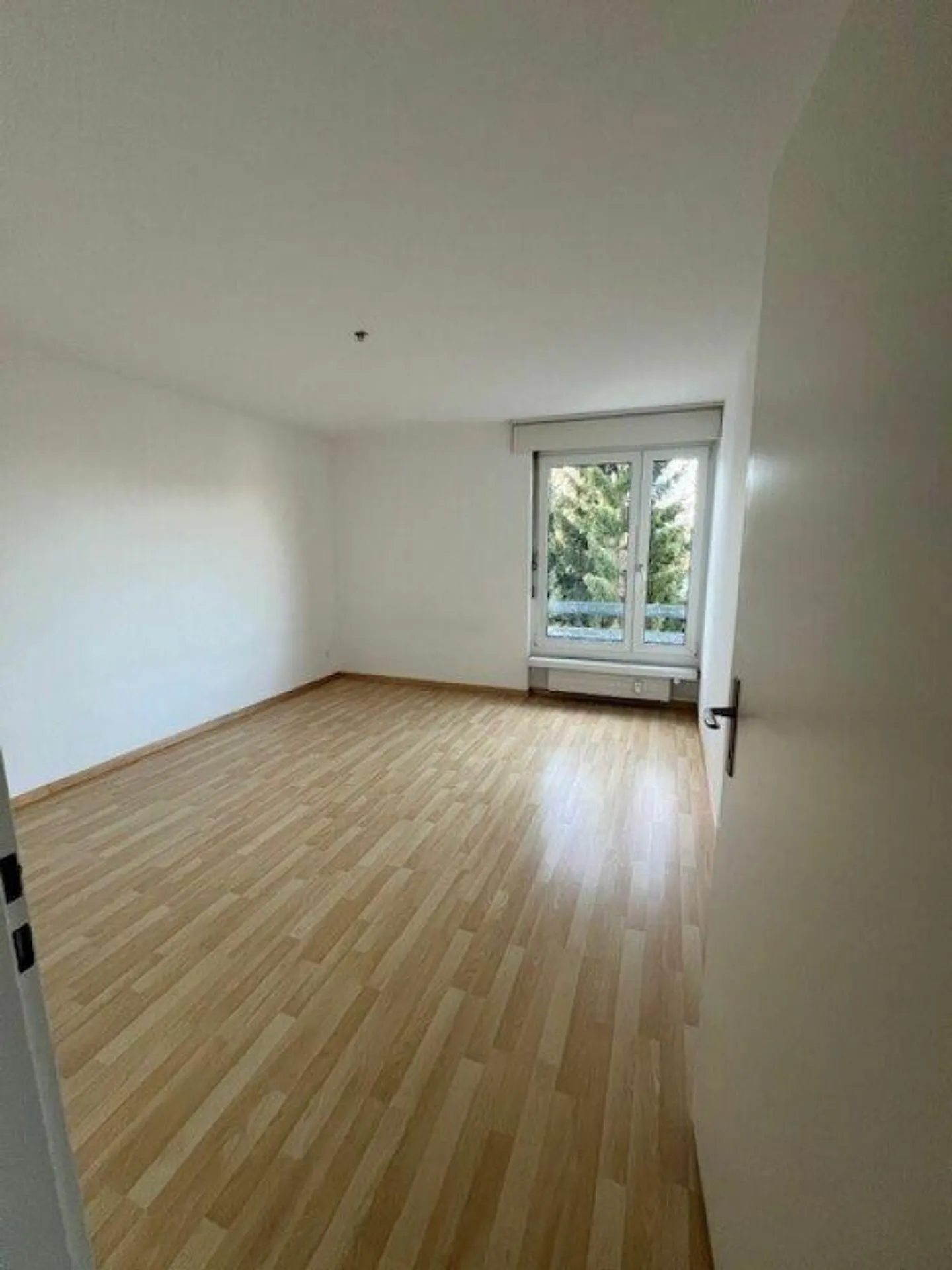Charmante Wohnung mit atemberaubender Aussicht - Foto 5 von 8
