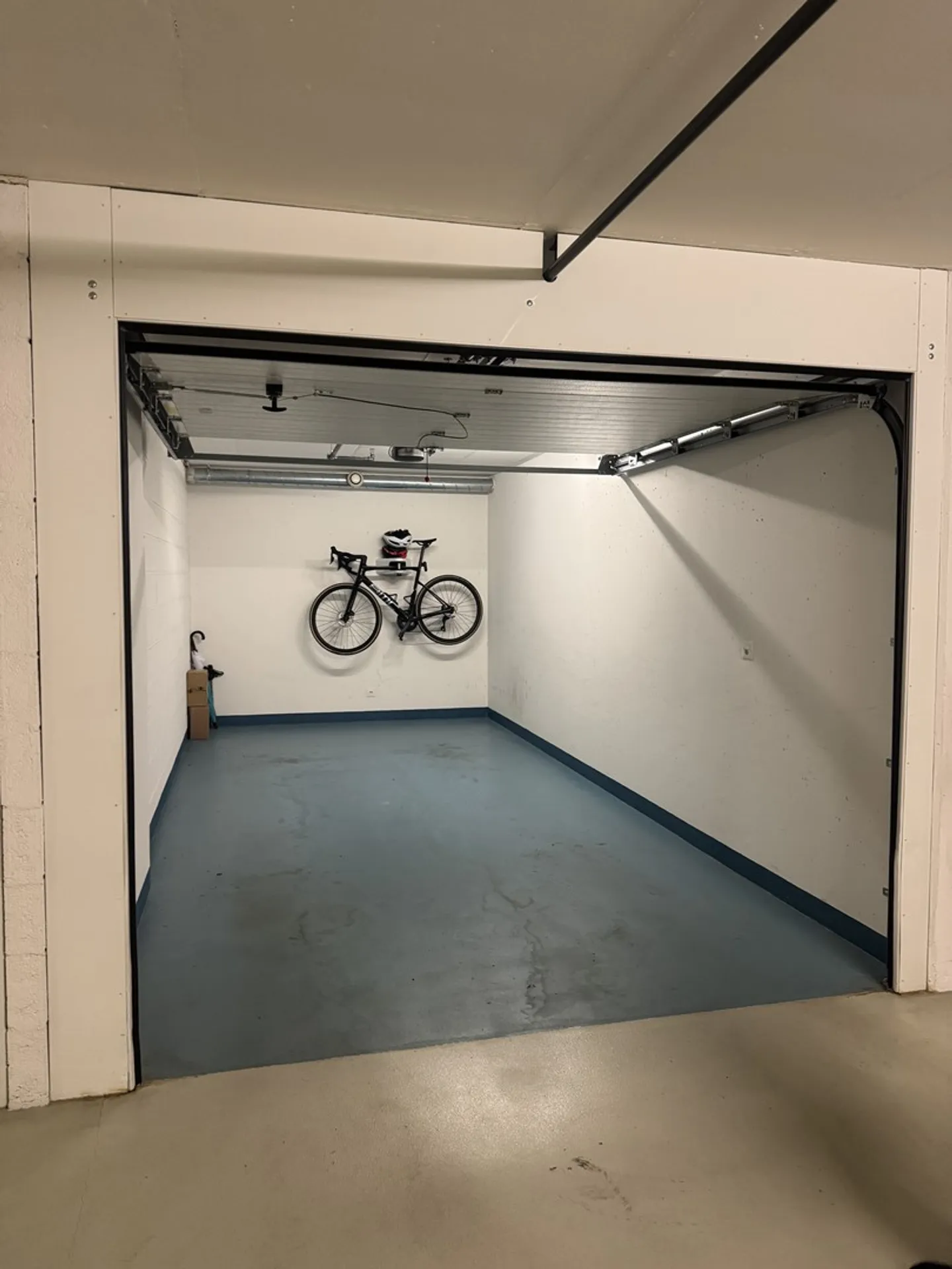 Luxury Apartment with Terrace - Photo 10 of 10