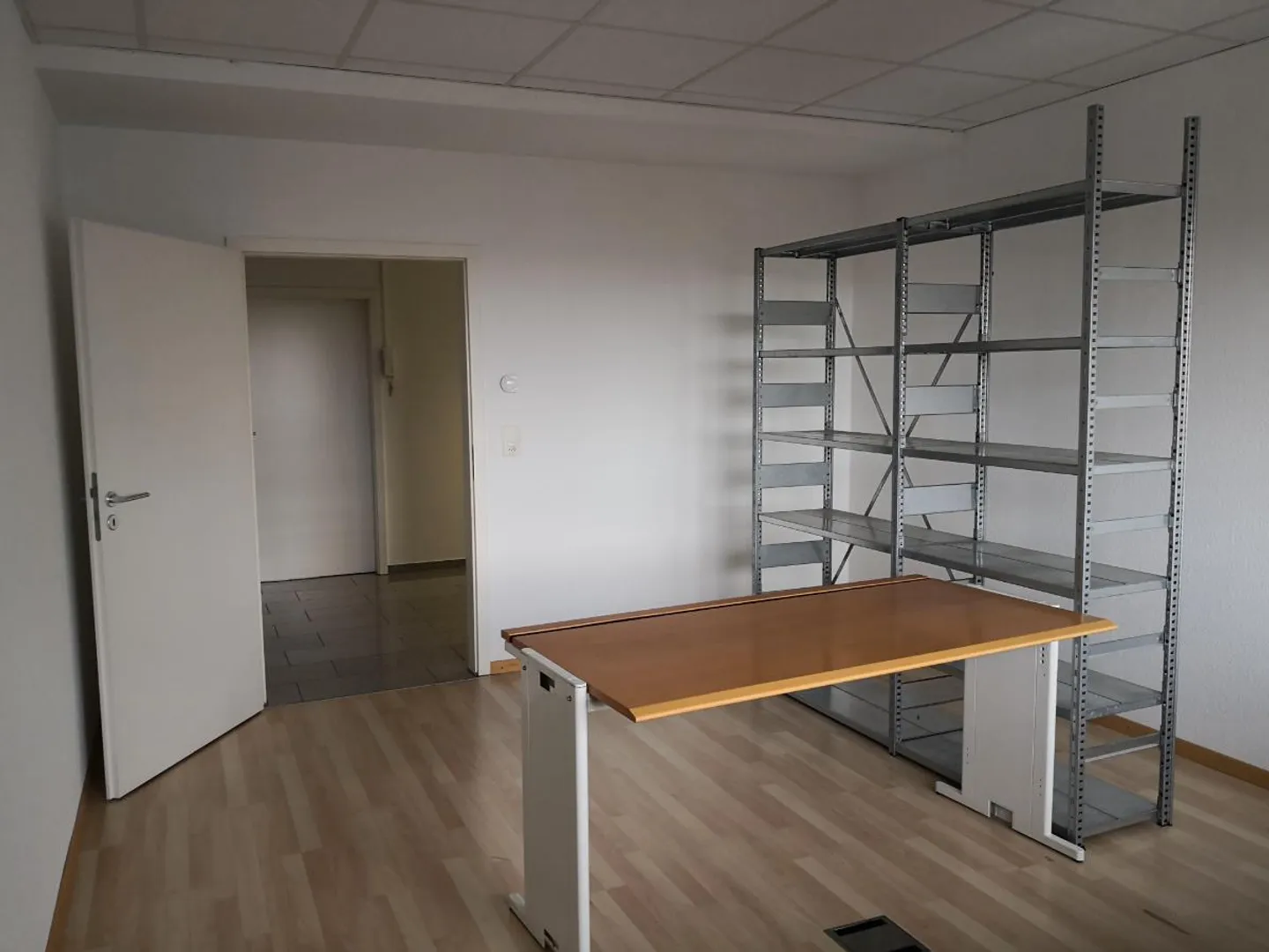 Bureau à louer - Photo 1 sur 9