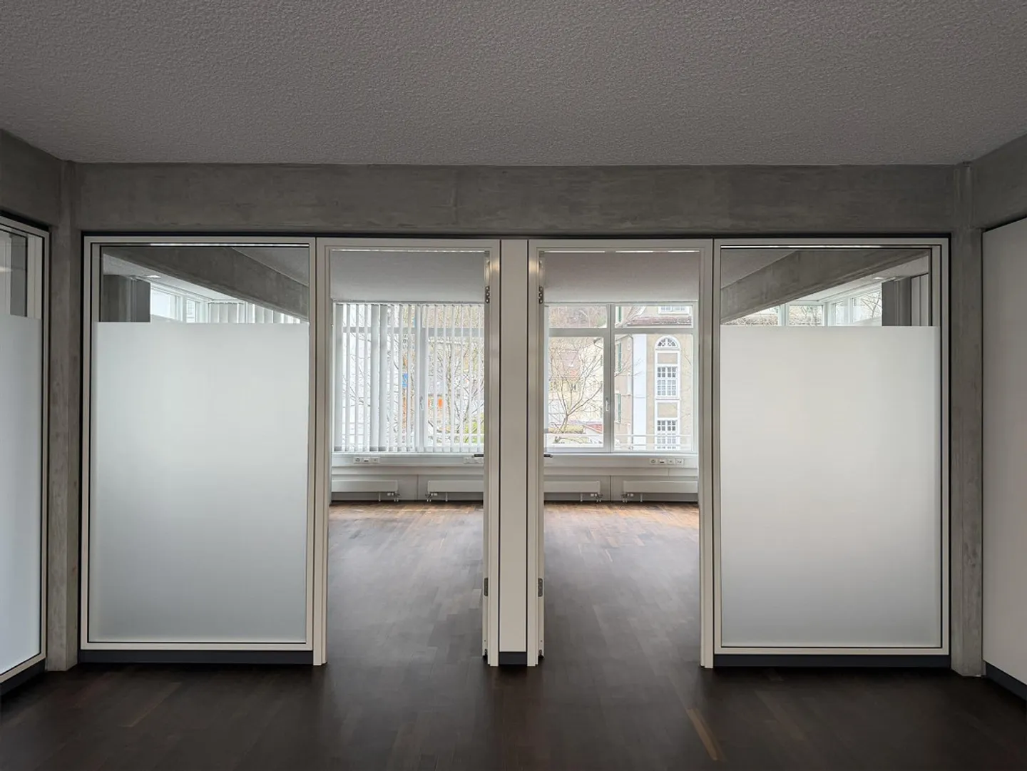Moderne Büroräume zur Miete - Foto 4 von 13