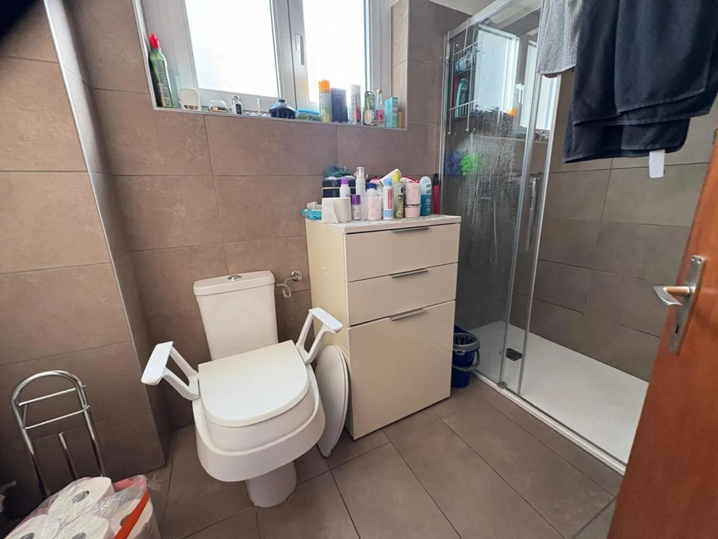 2-family house with garden and swimming pool in a very sunny location / Ca... - Photo 10 of 21