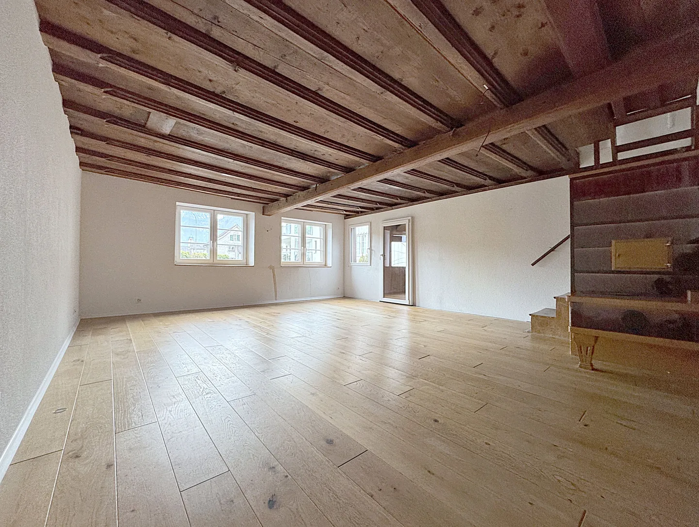 Maisonette rénovée avec Loggia - Photo 1 sur 8