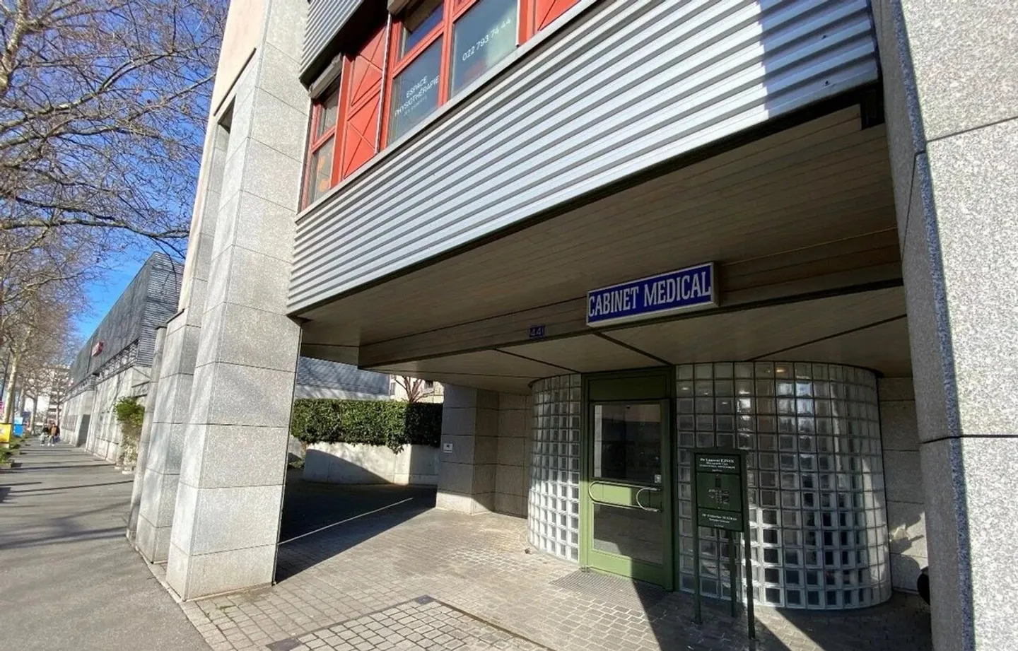 Place de parking à louer - Photo 1 sur 3