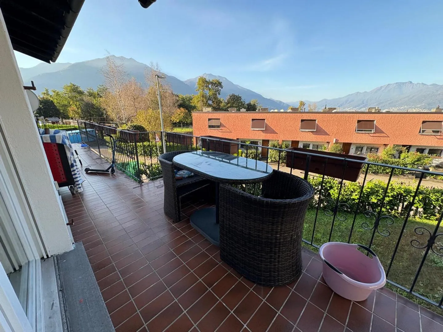 2-family house with garden and swimming pool in a very sunny location / Ca... - Photo 20 of 21