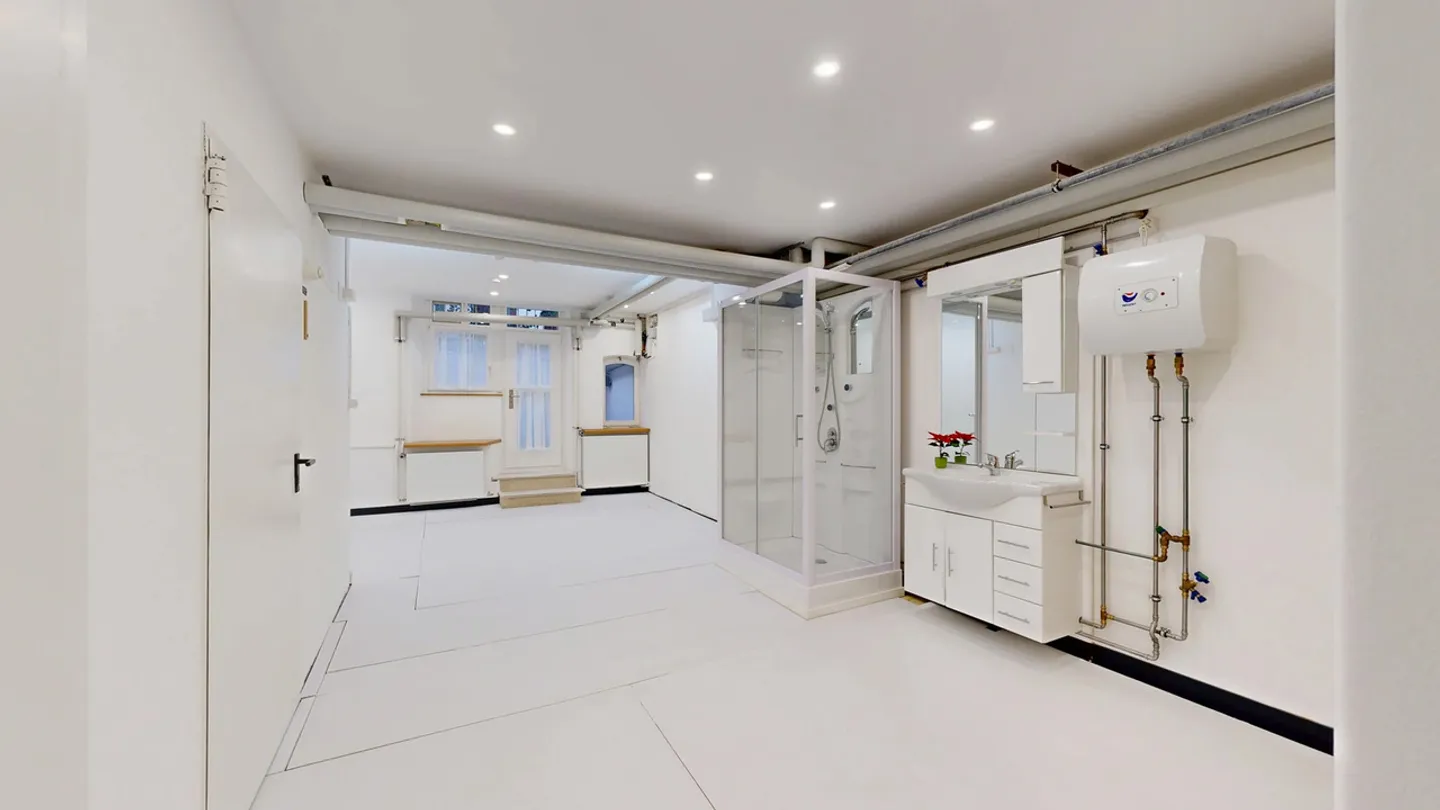 Appartamento da sogno di 5,5 stanze in stile Art Nouveau con stanza hobby - Foto 16 di 17