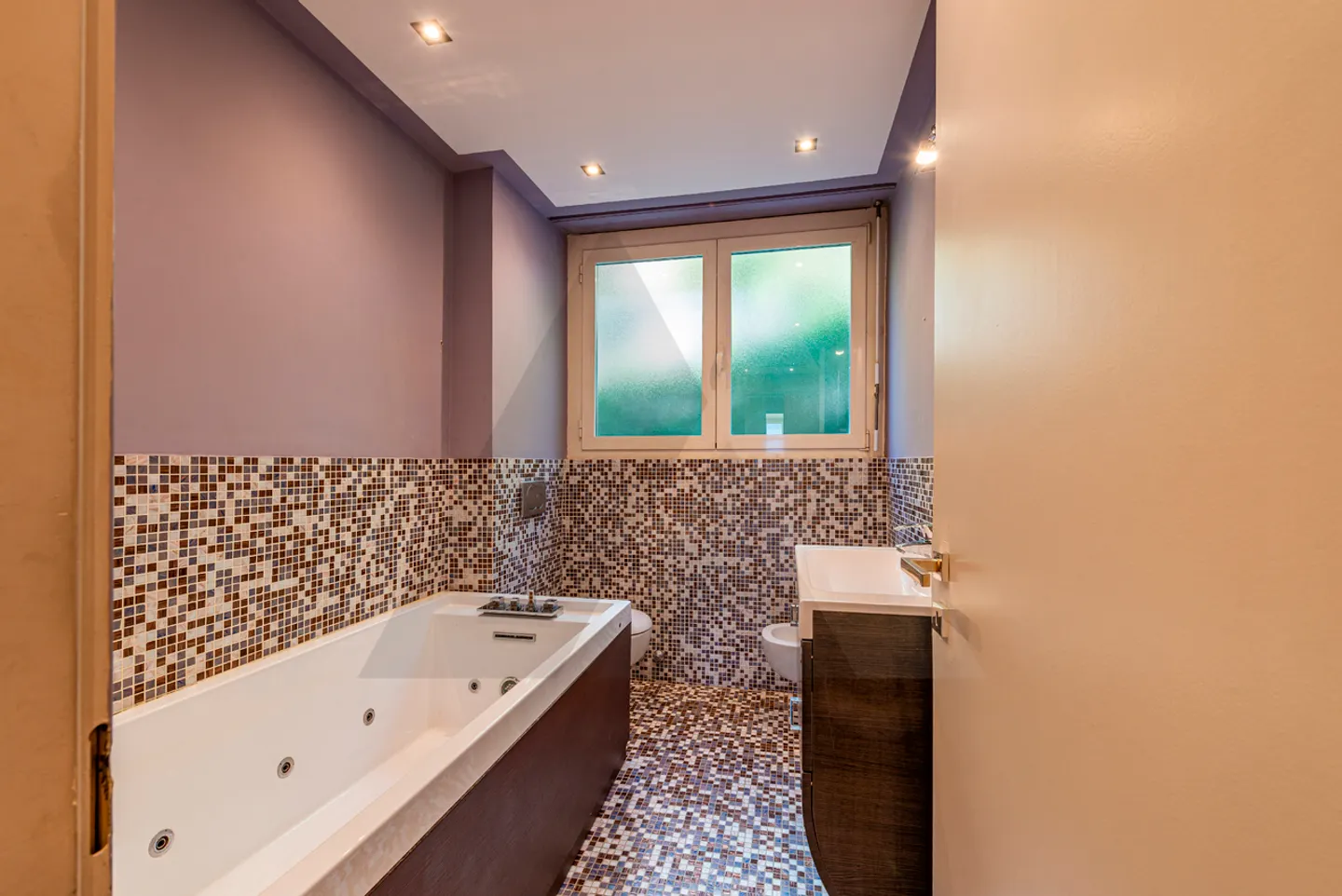 Renovated Apartment in Central Lugano - Photo 7 of 10