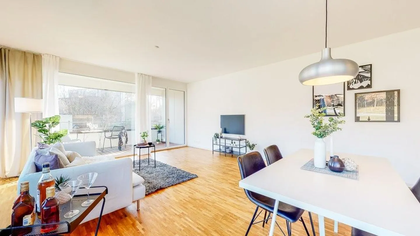 1st rent free - Living in an idyllic setting - Photo 5 of 12
