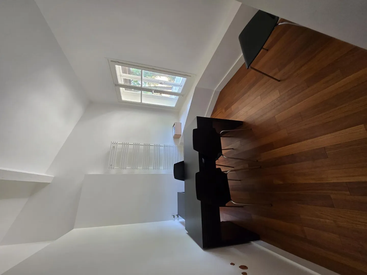 Commerce - Photo 2 of 4