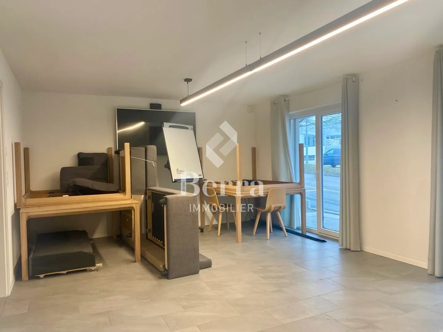 45m2 studio available immediately! - Photo 2 of 9