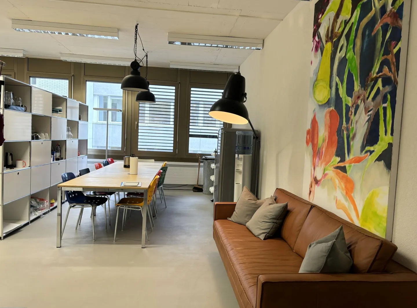 Espace de bureau attrayant dans le quartier animé de Binz - Photo 2 sur 6