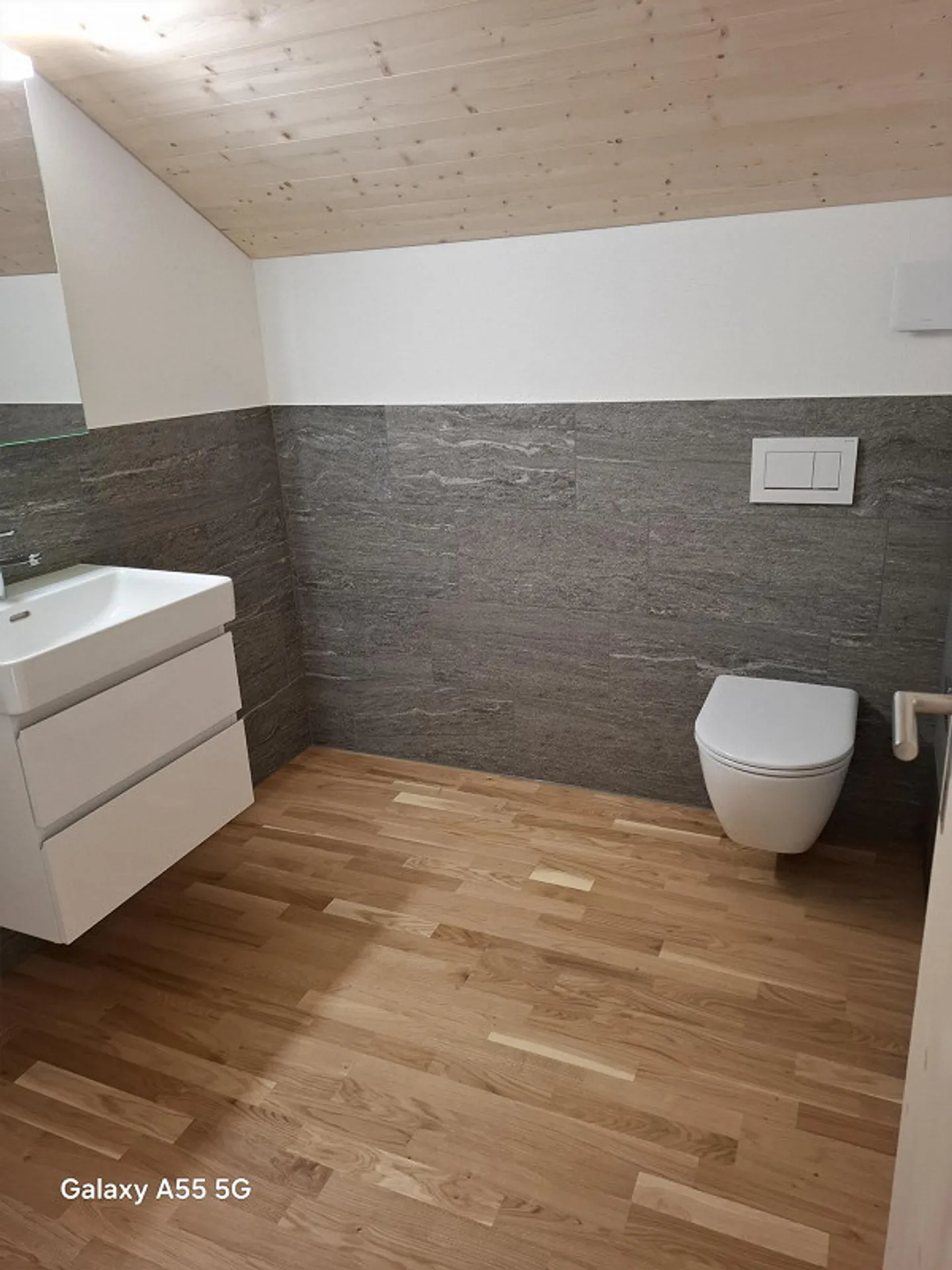 3.5 Room Apartment - Photo 9 of 12