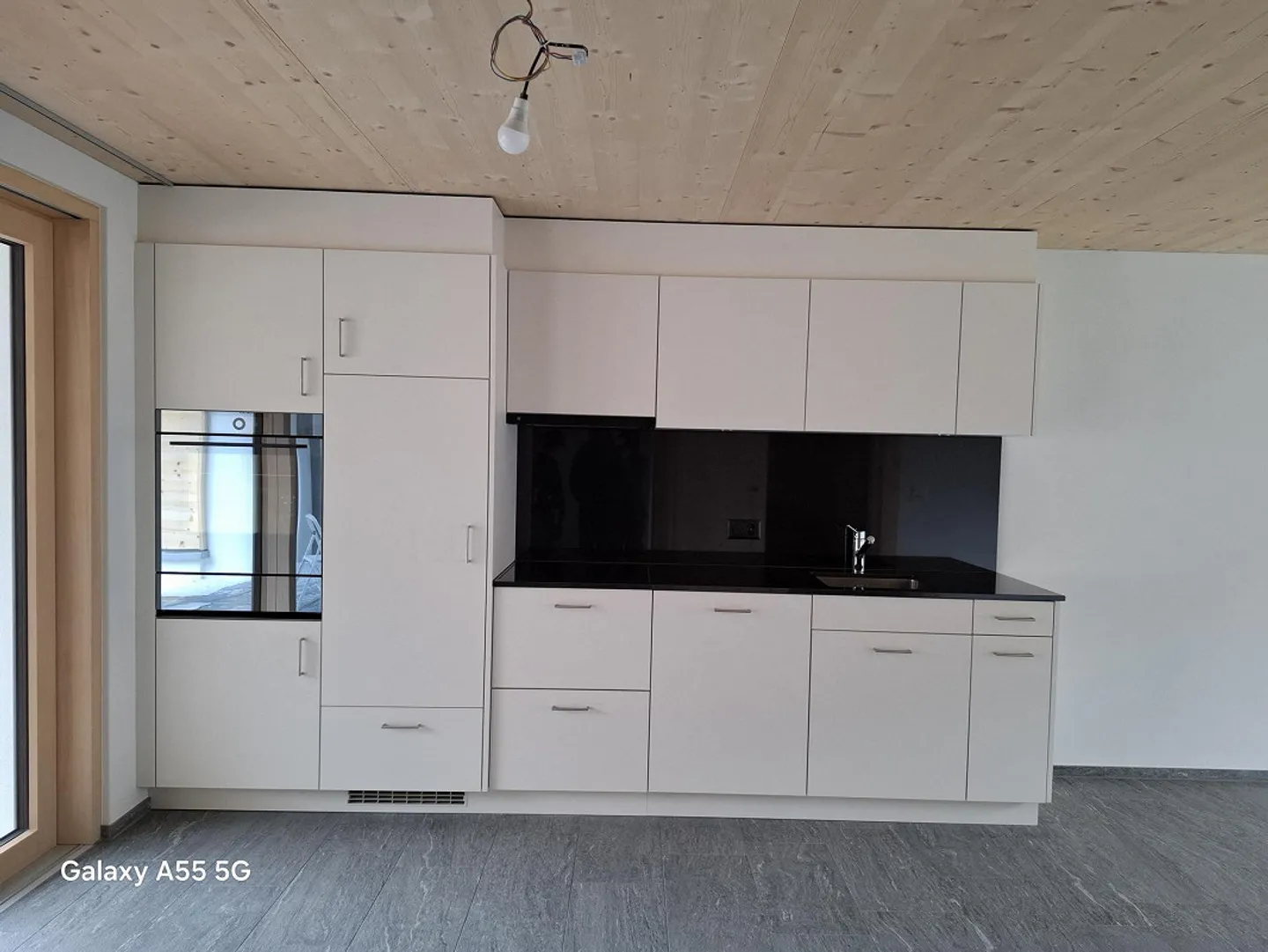 3.5 Room Apartment - Photo 4 of 12