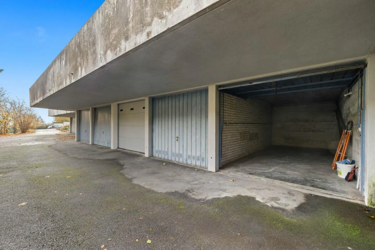 Frisch renoviertes, modernes 4.5-Zimmer-Reihenendhaus mit Garage. - Foto 14 von 17