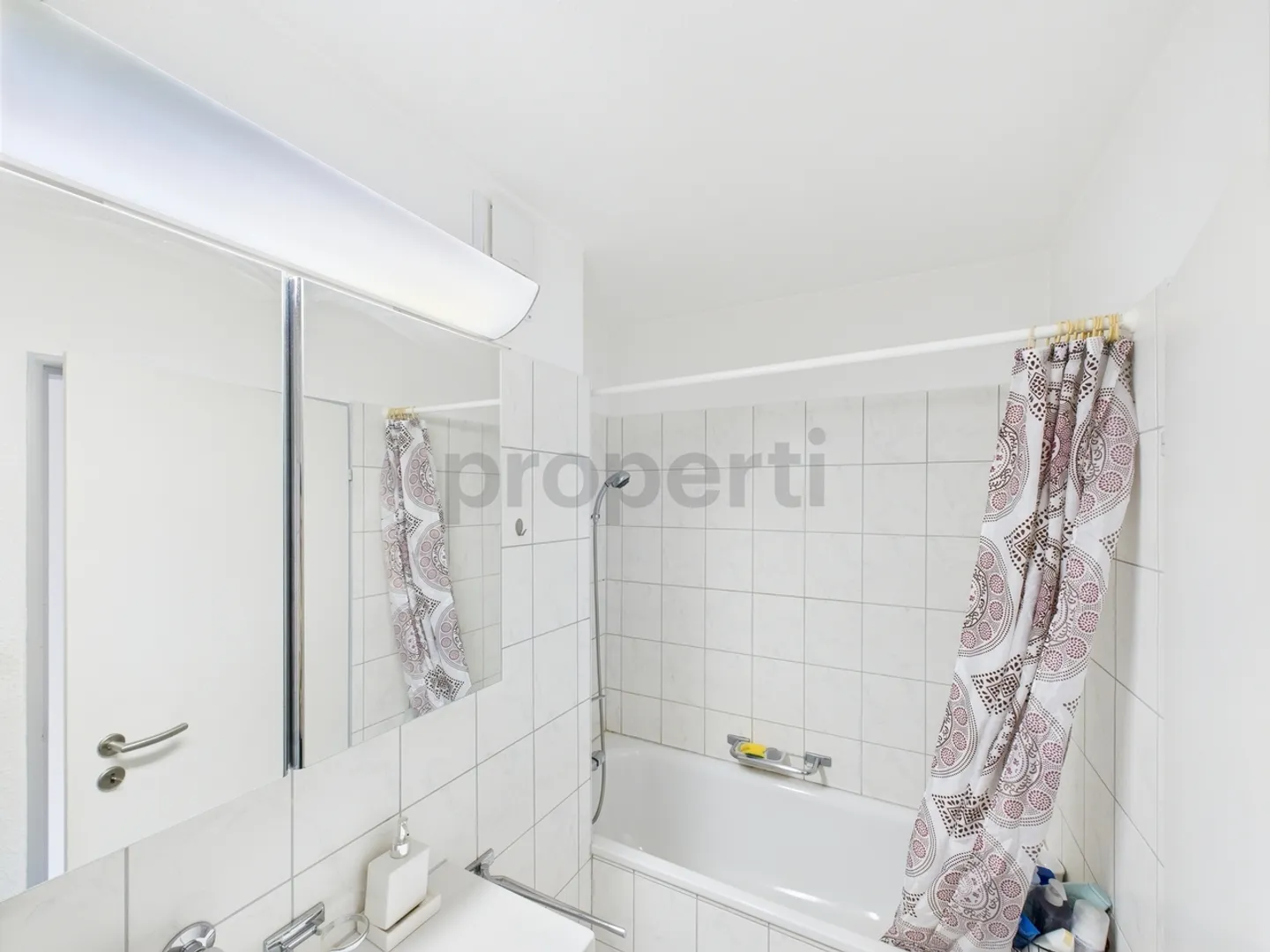 Appartement spacieux et ensoleillé de 3,5 pièces à Schleitheim, canton de SH - Photo 7 sur 10
