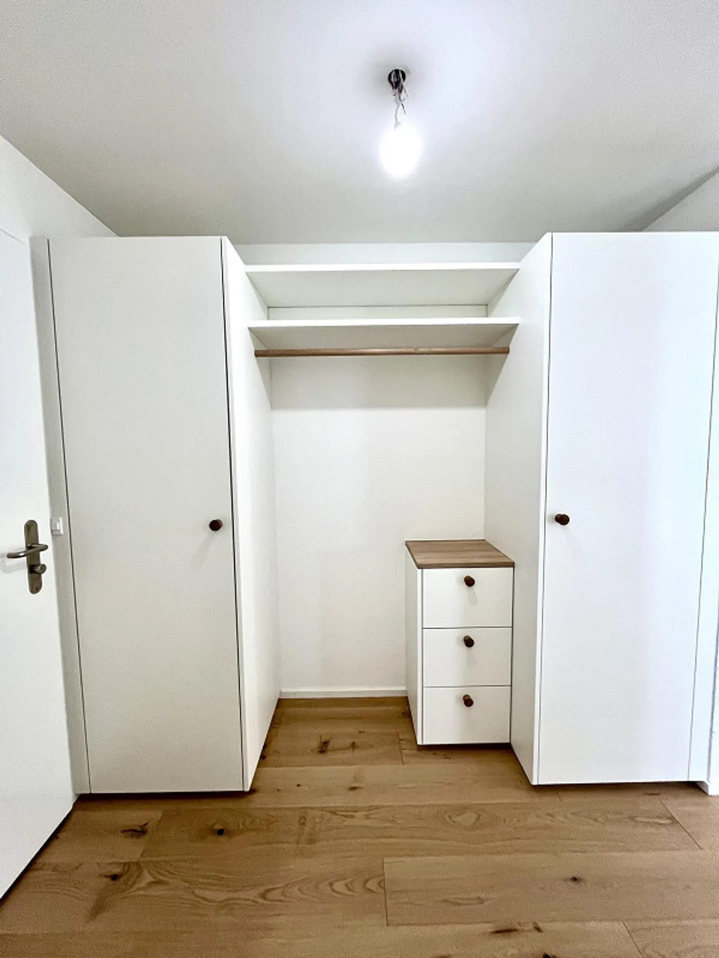 Première occupation après rénovation complète - 109 m2 avec balcon et ascenseur - Photo 5 sur 30