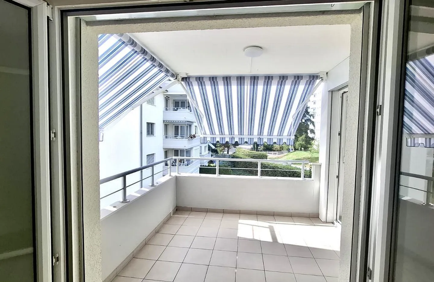 Première occupation après rénovation complète - 109 m2 avec balcon et ascenseur - Photo 13 sur 30