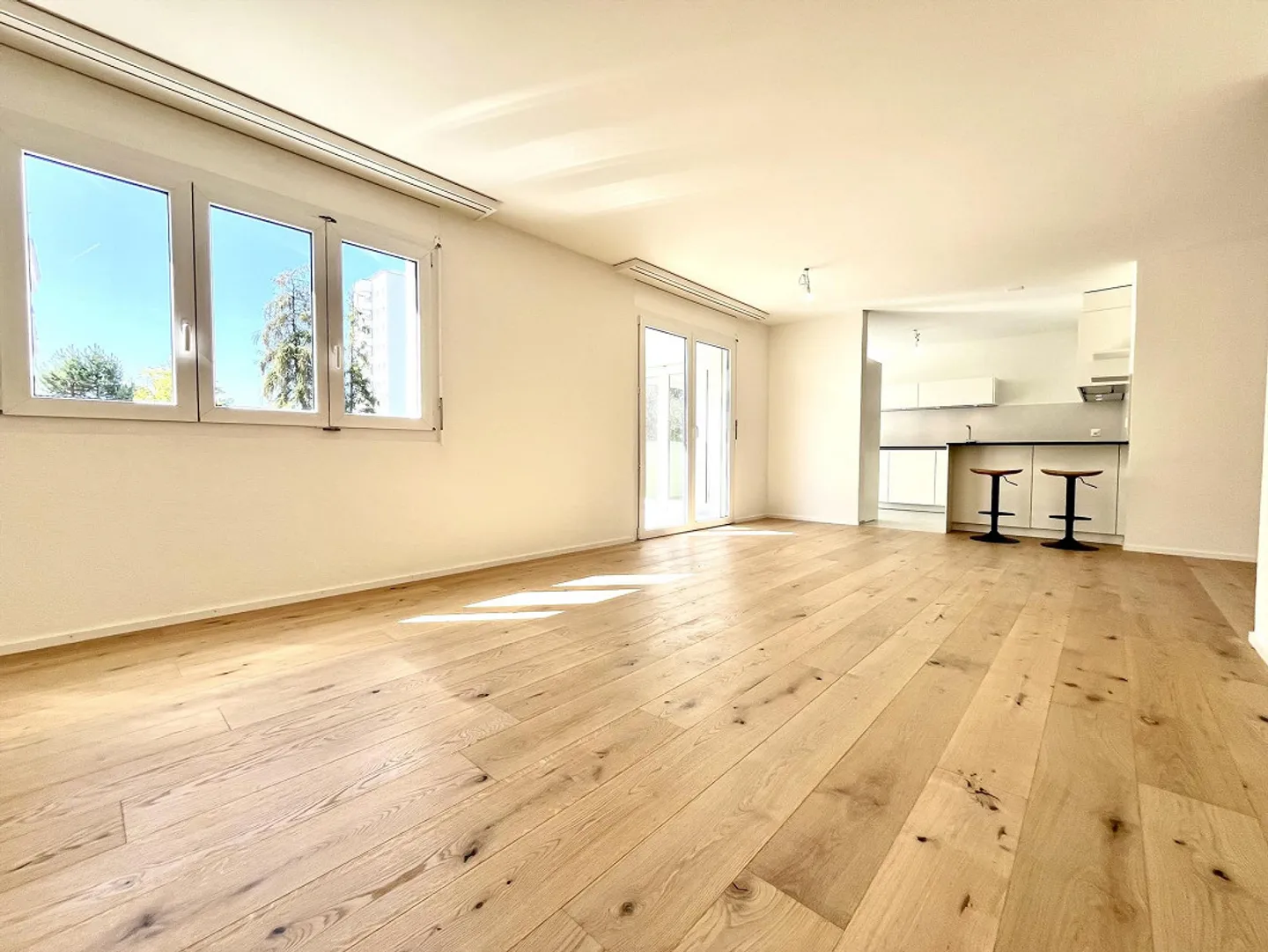 Première occupation après rénovation complète - 109 m2 avec balcon et ascenseur - Photo 7 sur 30
