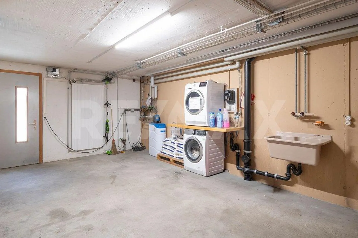 Appartamento ristrutturato con grande terrazza - Foto 13 di 13