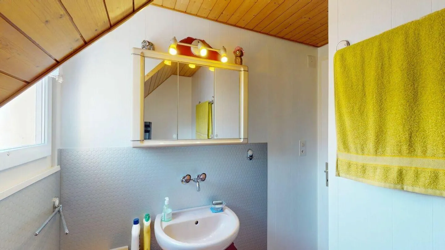 For Makers & Craftsmen: Farmhouse with Barn - Photo 9 of 14