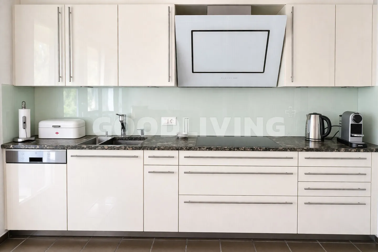 Freistehendes Haus mit Garten und Blick - Foto 3 von 7