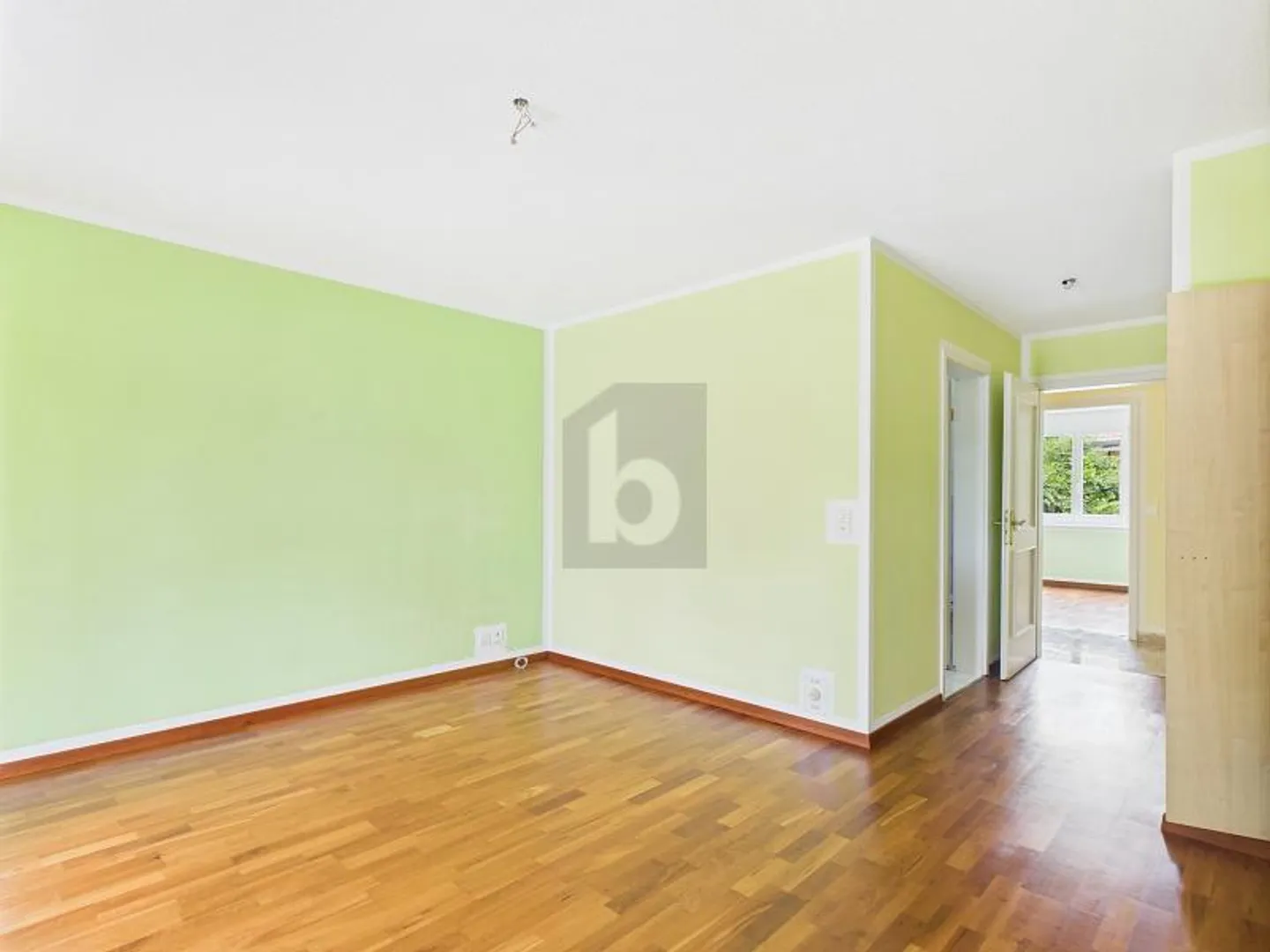 CON UN GRANDE BALCONE E VISTA SUL VERDE! - Foto 4 di 6