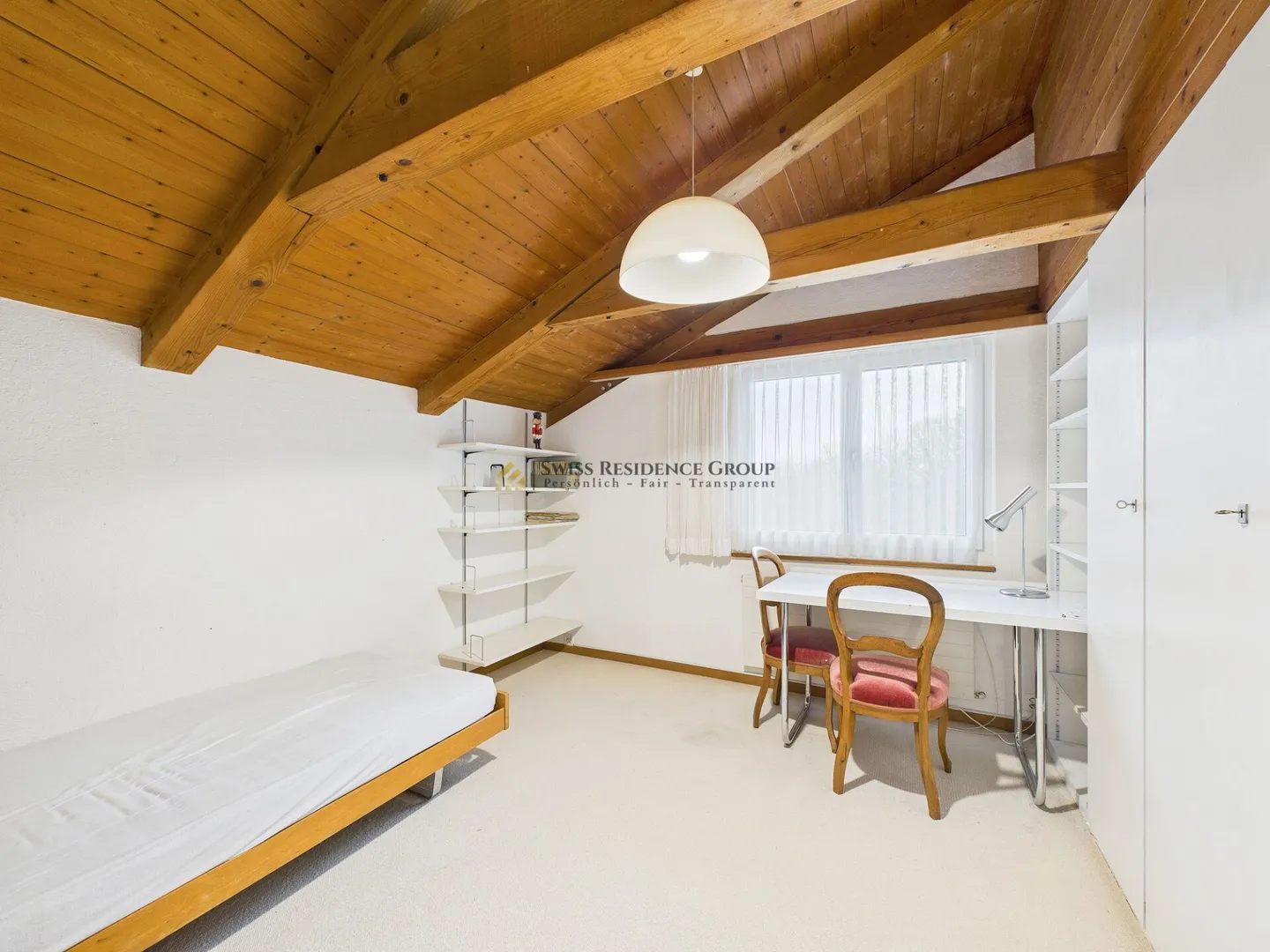 Unverbaubare Seesicht & ganztägige Sonne: Charmantes Einfamilienhaus auf 950 m² mit viel Privatsphäre - Foto 16 von 23