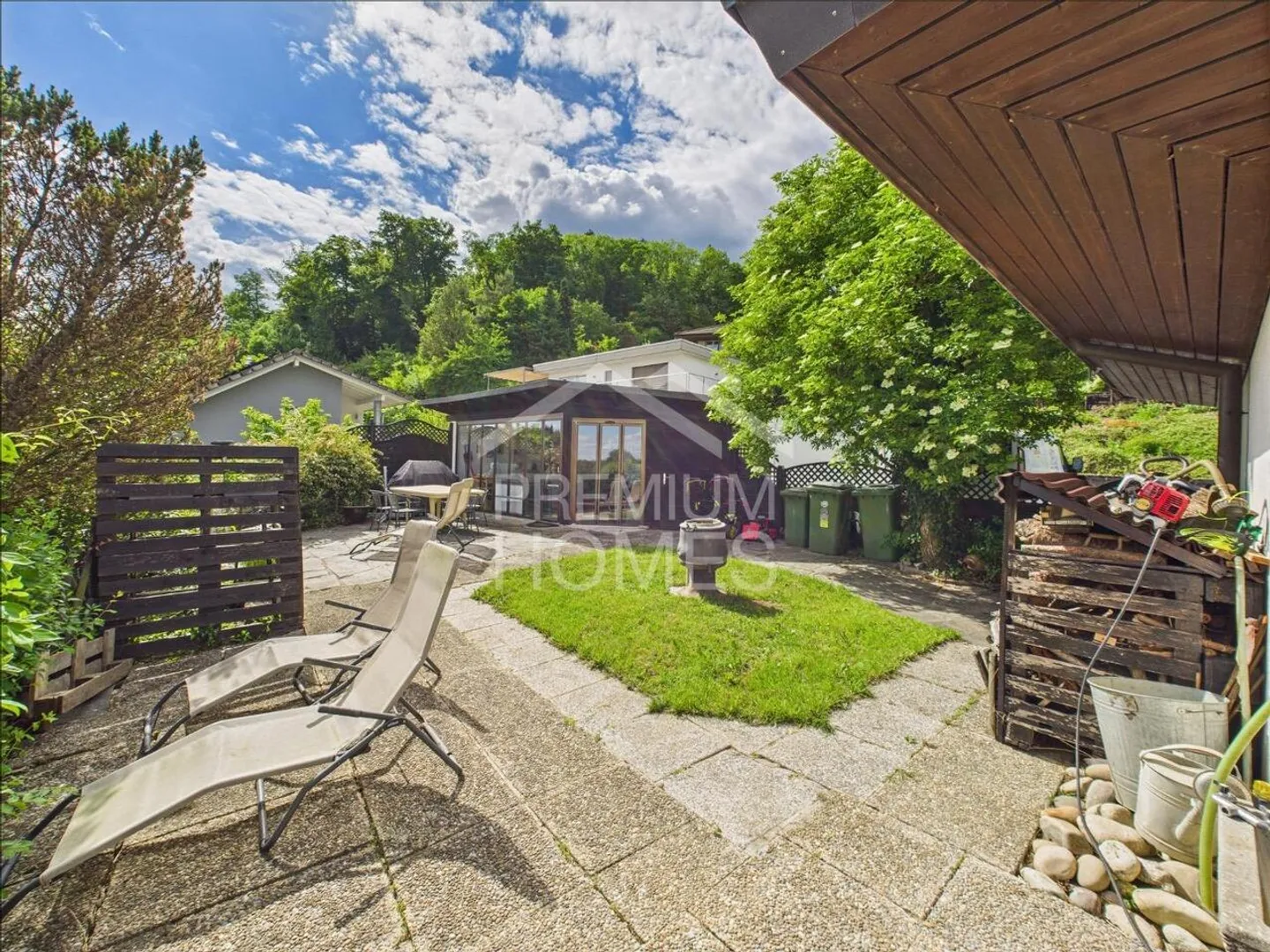 Living with a Panorama - Photo 9 of 10