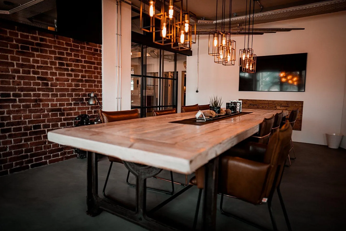 Dream workplace or great loft apartment? - Photo 11 of 19