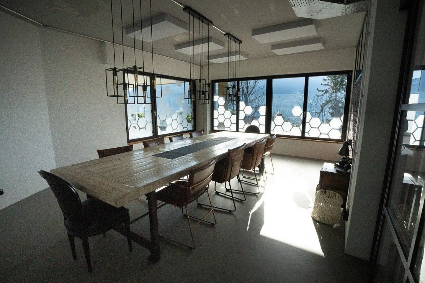 Dream workplace or great loft apartment? - Photo 12 of 19