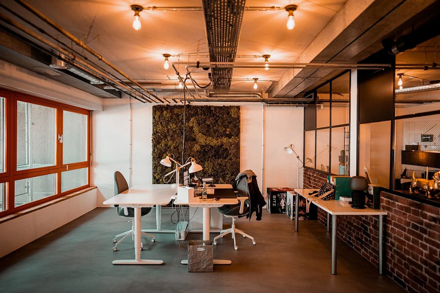 Dream workplace or great loft apartment? - Photo 13 of 19