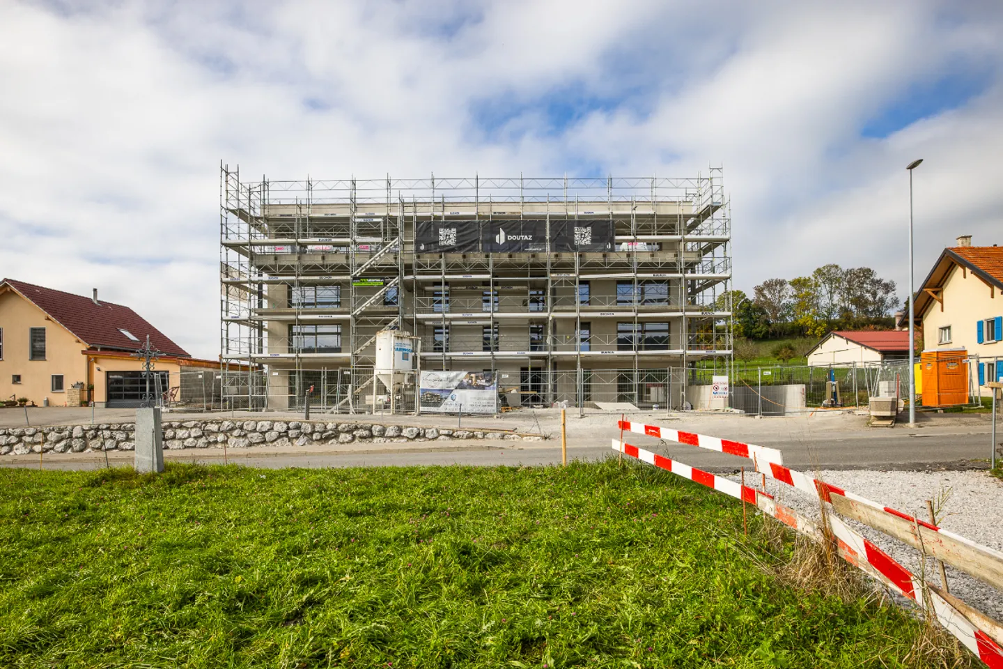 Modernes Apartment mit Aussicht - Foto 1 von 8