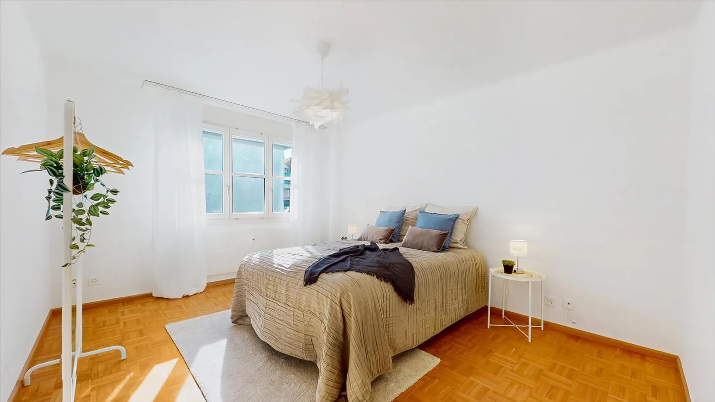 Appartement spacieux avec balcon - Photo 6 sur 7