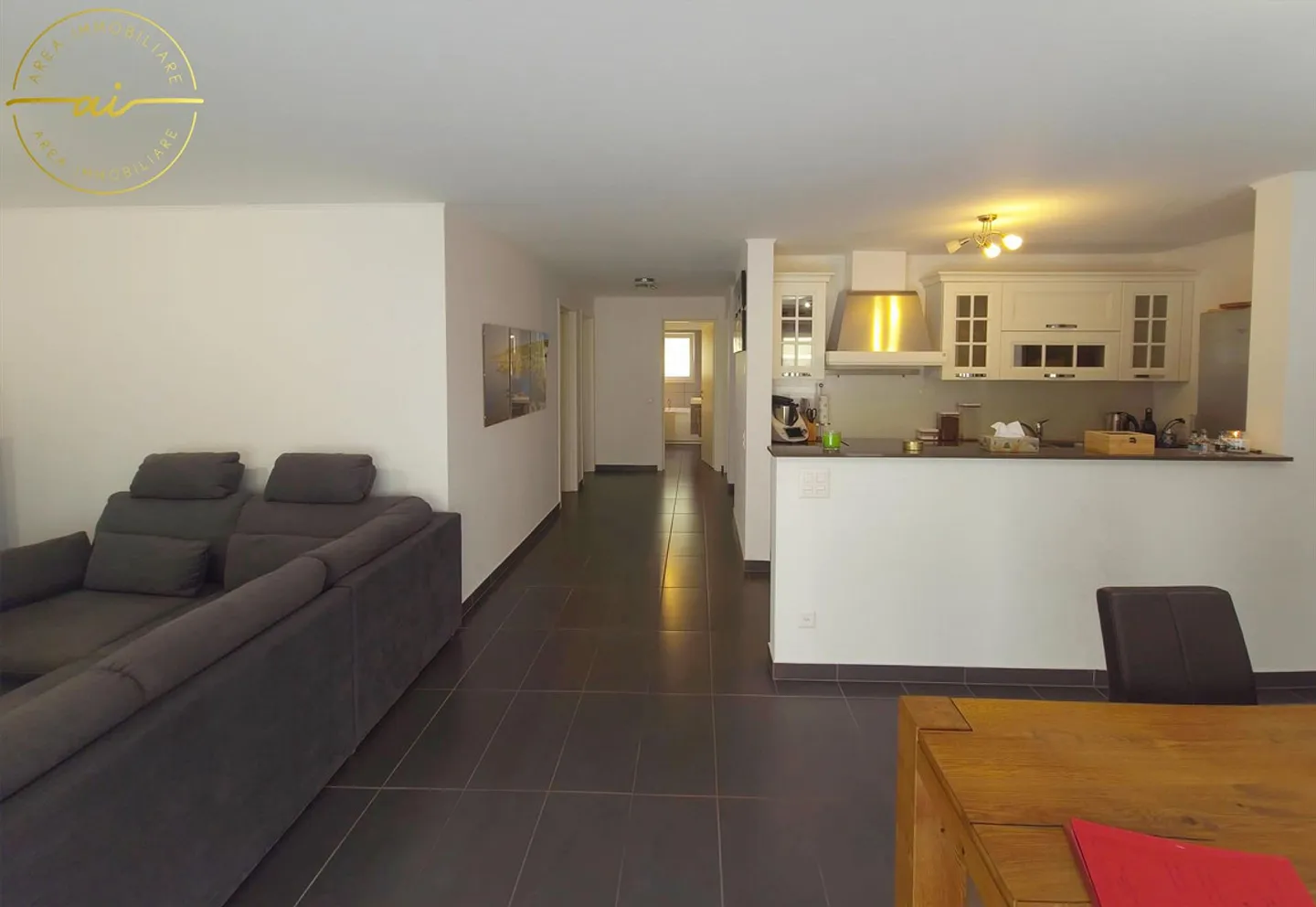 BRIGHT 3.5 ROOMS WITH LARGE BALCONY IN A CONVENIENT LOCATION - Photo 1 of 10