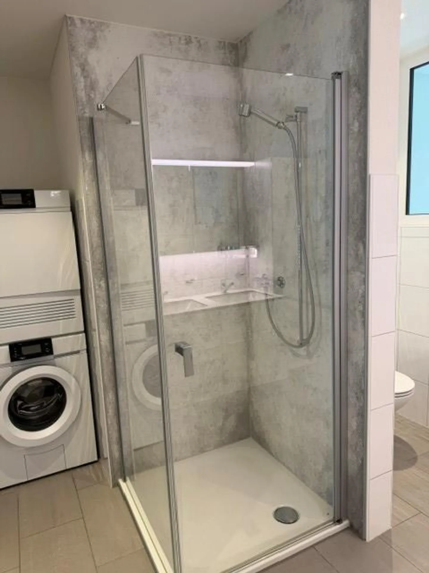 Geräumige Wohnung mit Cheminée - Foto 4 von 9