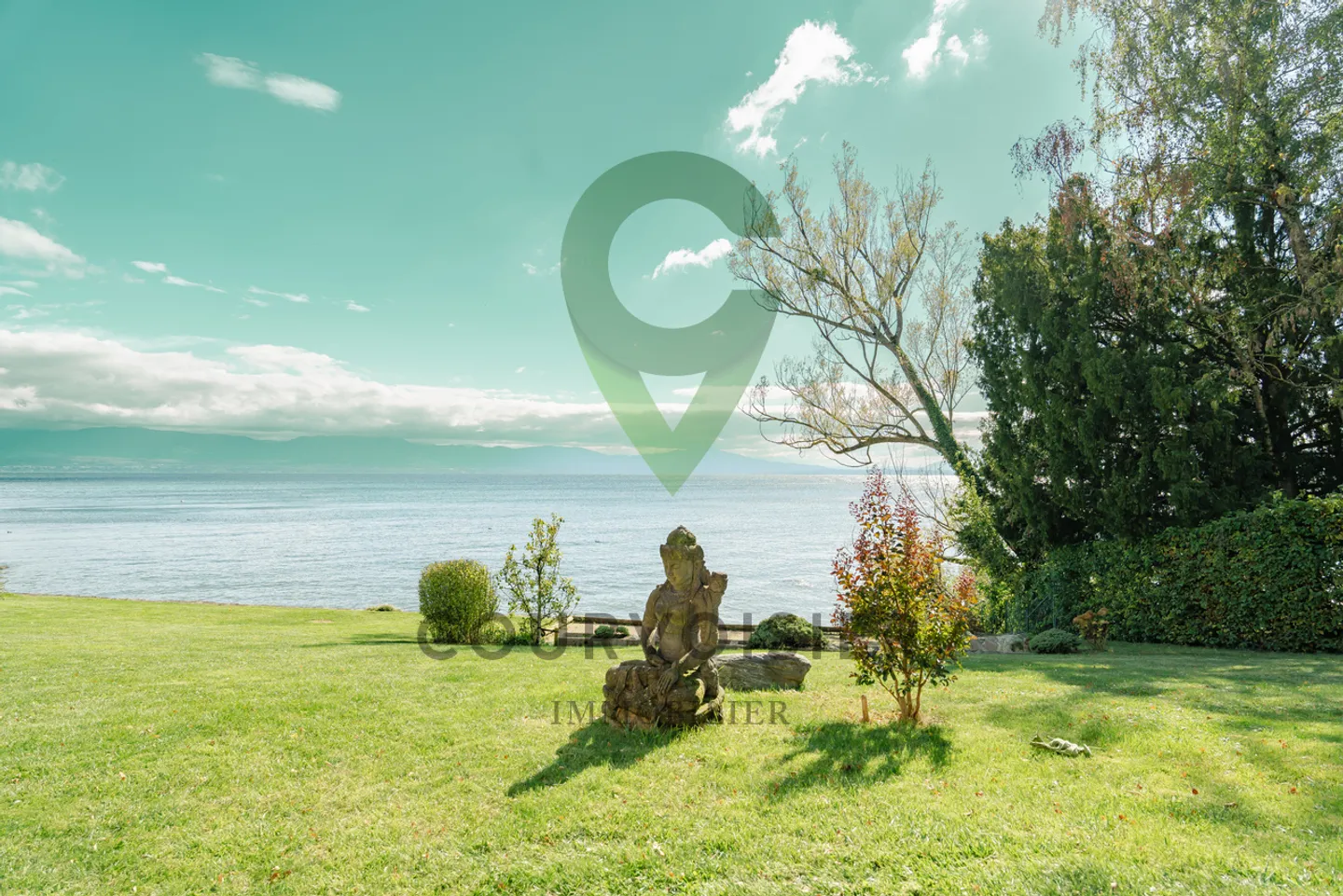 Außergewöhnliches Grundstück "Füße im Wasser" zwischen Nyon und Morges - Foto 2 von 3