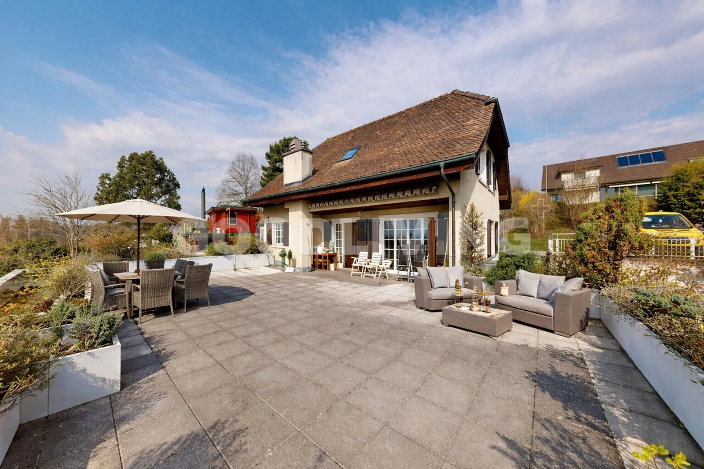 Casa a Terrazza con Potenziale in Posizione Collinare Soleggiata - Foto 5 di 7