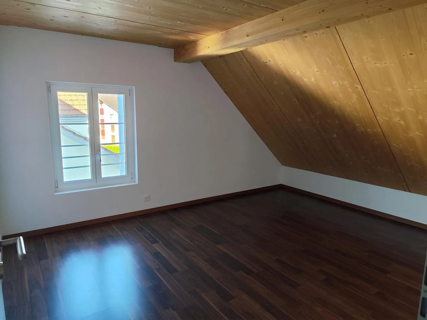 Appartement en duplex spacieux de 5,5 pièces à Kirchberg - Photo 7 sur 15
