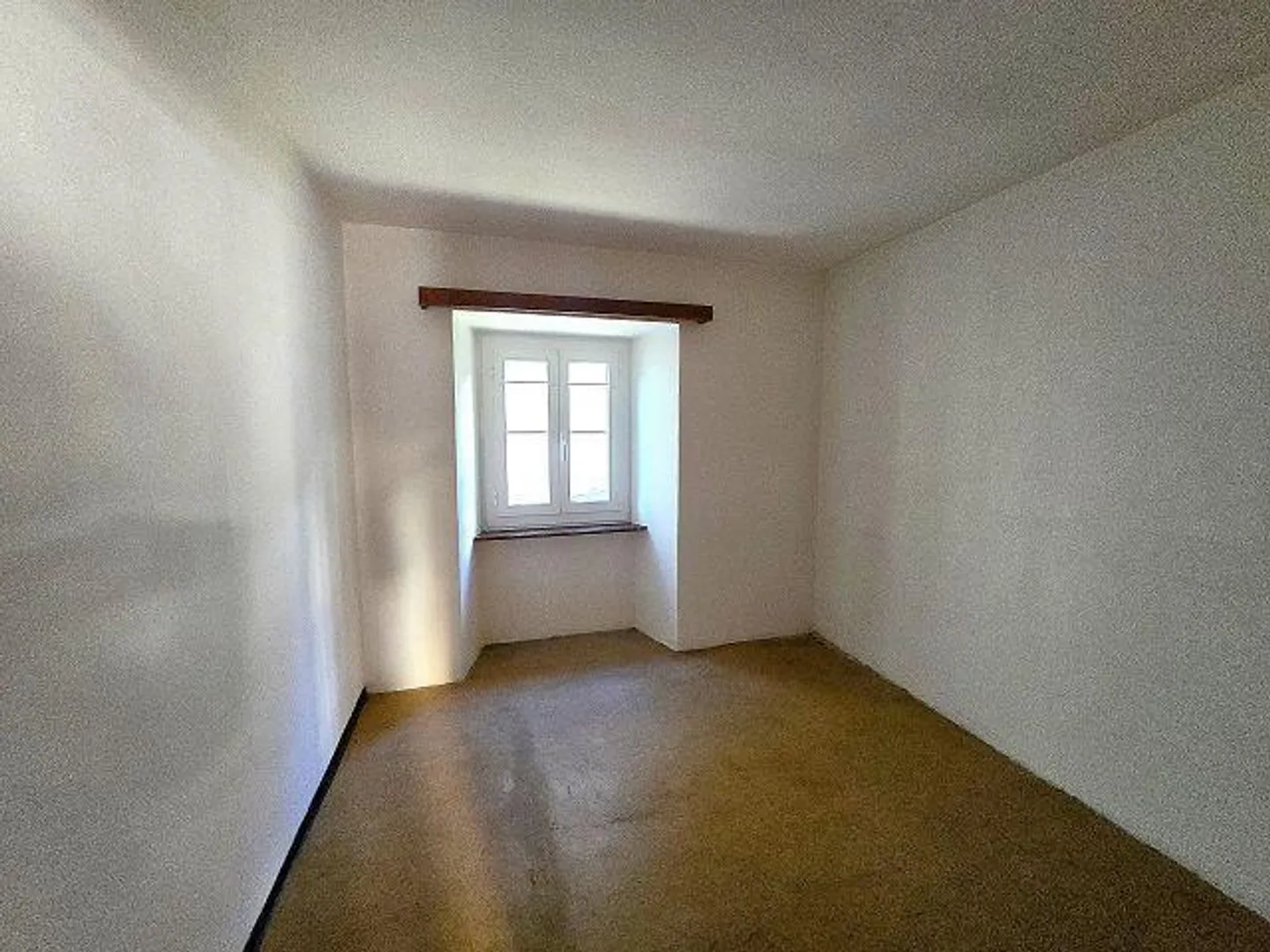 3 1/2-Zimmer-Dorfhaus mit Sitzplatz an sehr ruhiger Aussichtslage /... - Foto 11 von 31