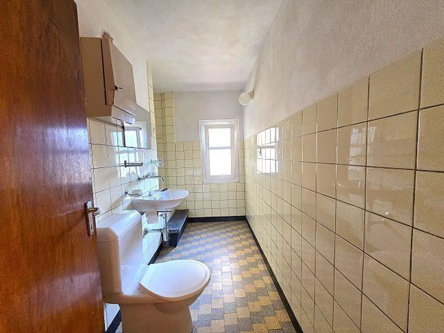 3 1/2-Zimmer-Dorfhaus mit Sitzplatz an sehr ruhiger Aussichtslage /... - Foto 13 von 31