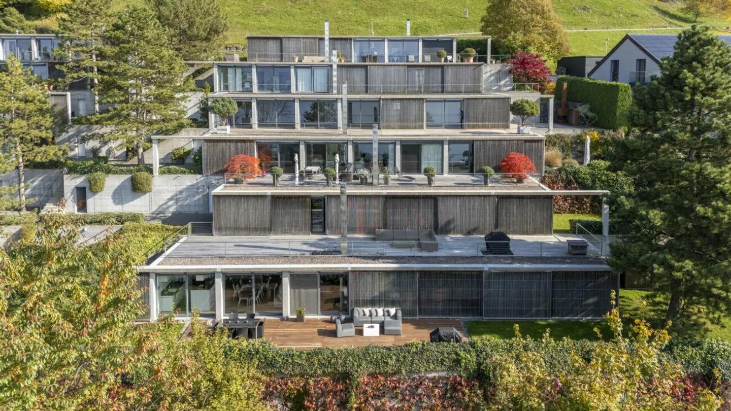 Appartamento in terrazza unico con vista mozzafiato sul lago - Foto 1 di 8