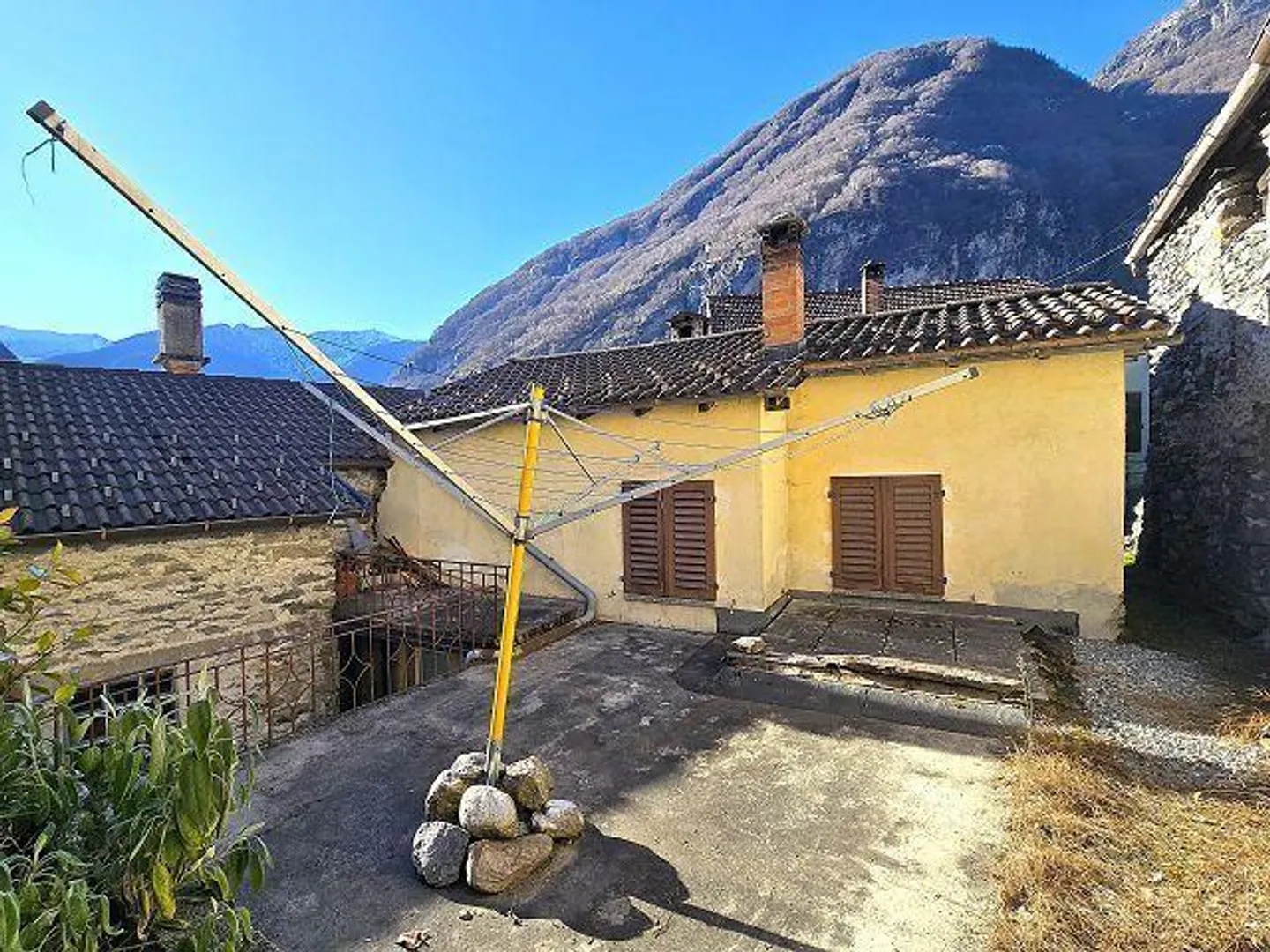 3 1/2-Zimmer-Dorfhaus mit Sitzplatz an sehr ruhiger Aussichtslage /... - Foto 24 von 31